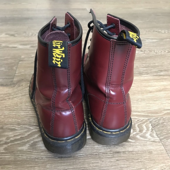 Dr. Martens Original 1460 Smooth Leather Lace Up Boots Cherry Red Size US 6 - Picture 3 of 17